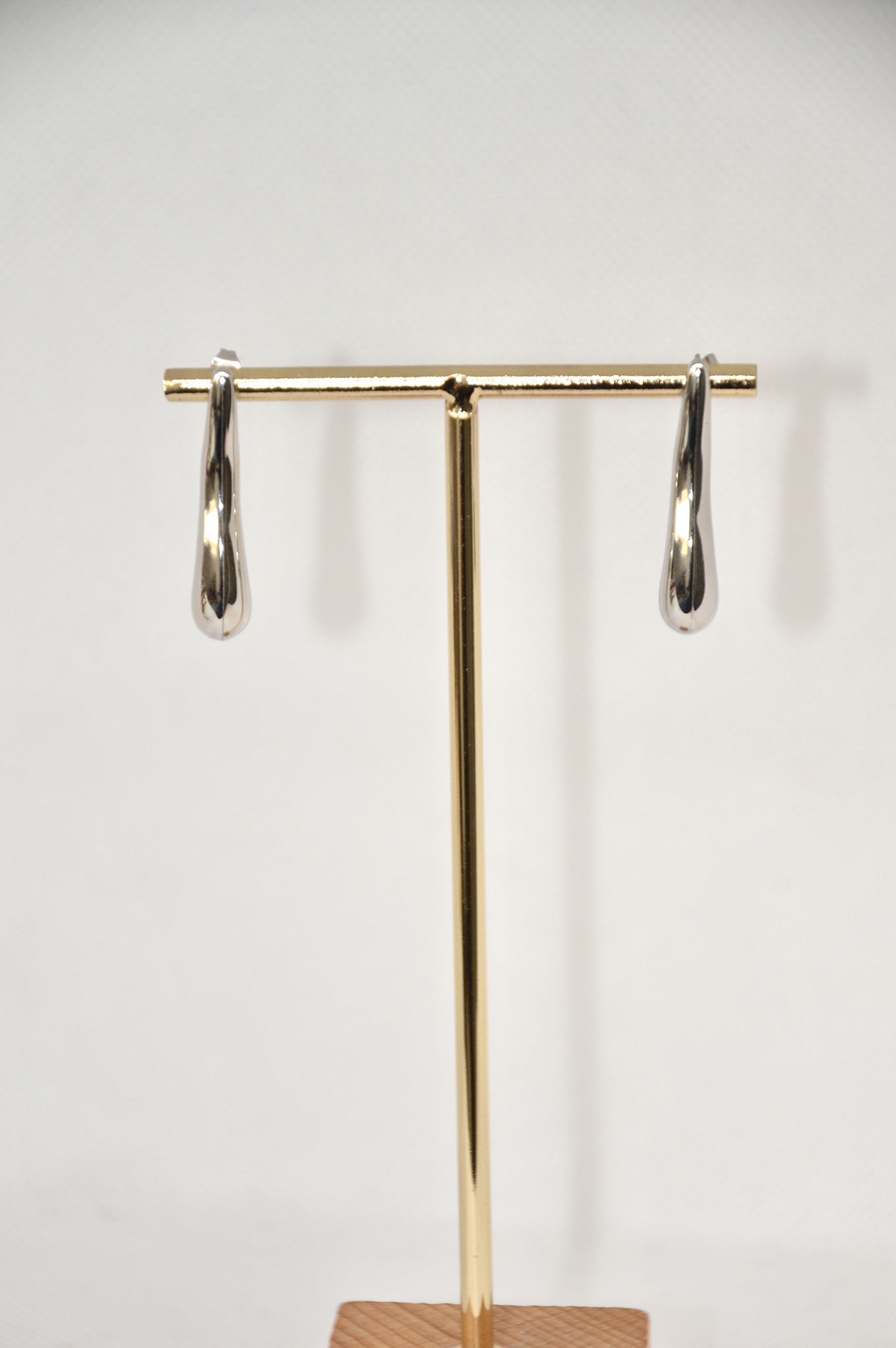 brincos melty prateados