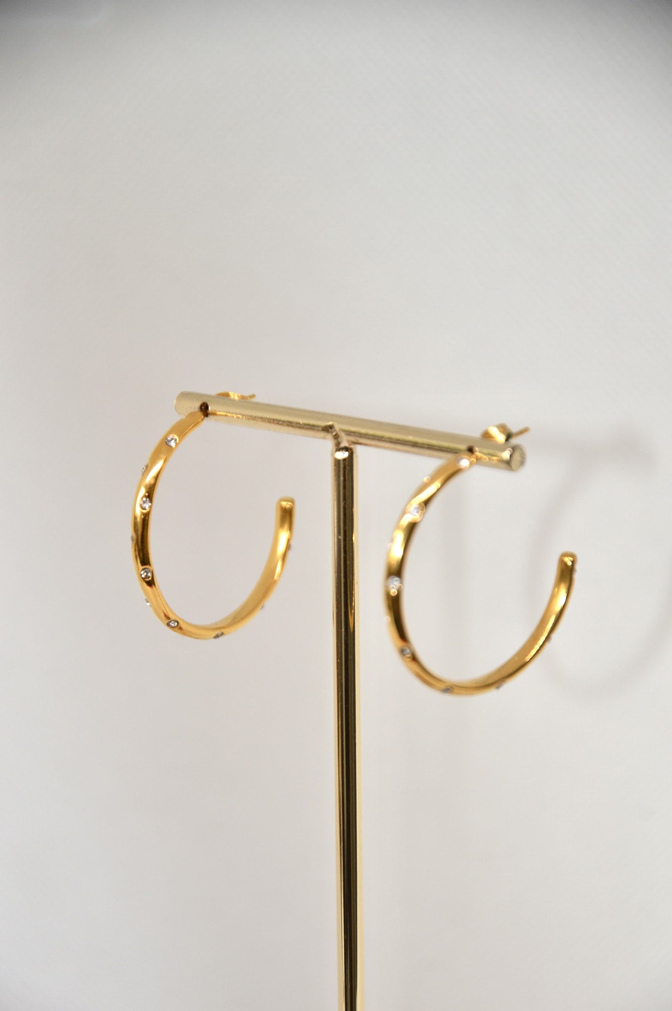 argolas com brilhantes